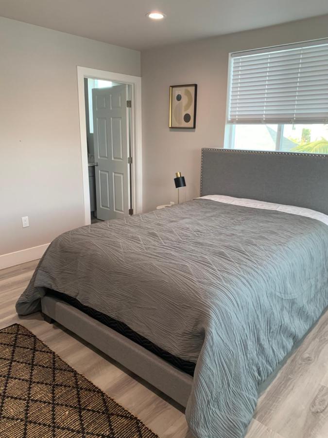 Private Room In New Appartment With Full Bath Los Angeles Exteriör bild